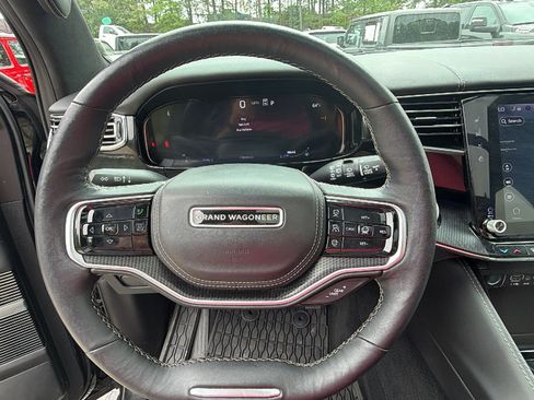 Certified 2025 Jeep Grand Wagoneer Series II Obsidian w/ Quick Order Packagew 28T AWD/4WD image 28