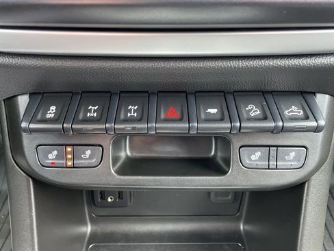 Used 2022 Chevrolet Colorado ZR2 AWD/4WD image 26