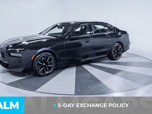 Used 2026 BMW 740i w/ Premium Package RWD image 3