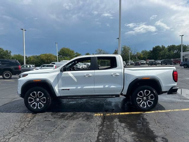 Used 2024 GMC Canyon AT4 w/ AT4 Premium Package AWD/4WD image 5