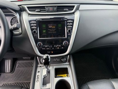 Used 2020 Nissan Murano SL w/ Moonroof Package image 16