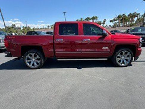 Used 2018 Chevrolet Silverado 1500 High Country AWD/4WD image 2