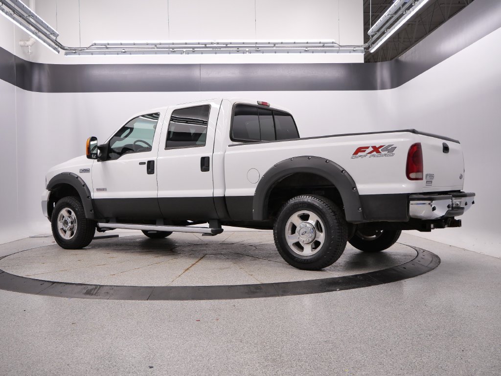 Used 2005 Ford F250 XL AWD/4WD image 3