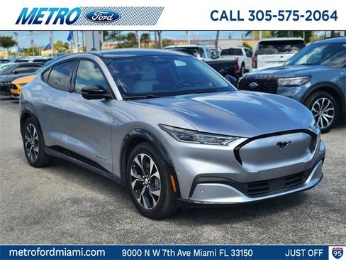 Used 2021 Ford Mustang Mach-E Premium image 1