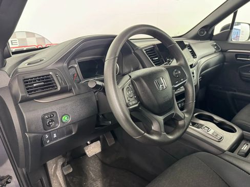 Used 2021 Honda Passport Sport image 10