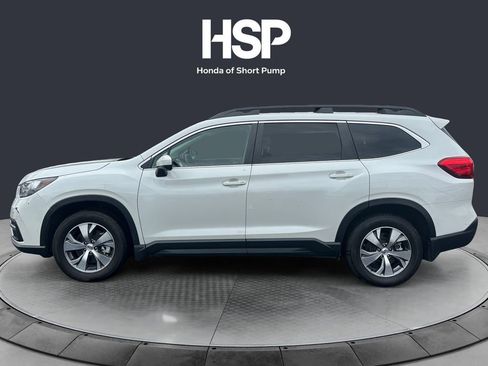 Used 2022 Subaru Ascent Premium w/ Convenience Package AWD/4WD image 2