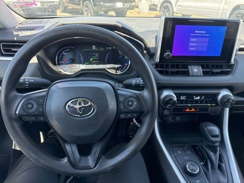 Used 2023 Toyota RAV4 LE image 10