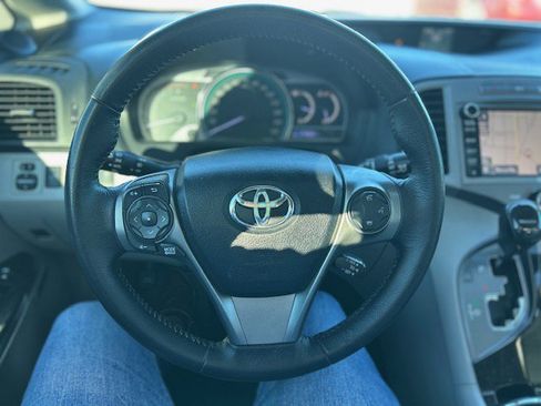 Used 2013 Toyota Venza Limited image 21