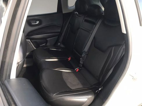 Used 2019 Jeep Compass Latitude w/ Popular Equipment Group AWD/4WD image 33