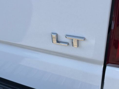 Used 2023 Chevrolet Silverado 1500 LT RWD image 5