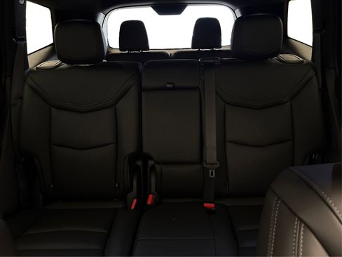 New 2025 Cadillac XT6 Luxury image 17