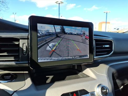 Certified 2023 Ford Explorer XLT w/ Equipment Group 202A image 23