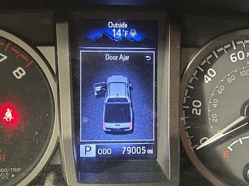 Used 2021 Toyota Tacoma TRD Off-Road w/ TRD Premium Off Road Package image 17