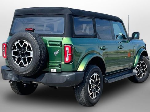 Used 2025 Ford Bronco Outer Banks AWD/4WD image 11