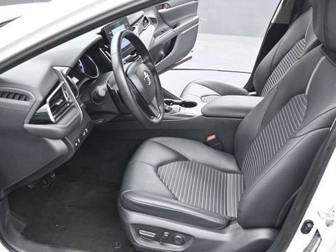 Used 2024 Toyota Camry SE FWD image 26