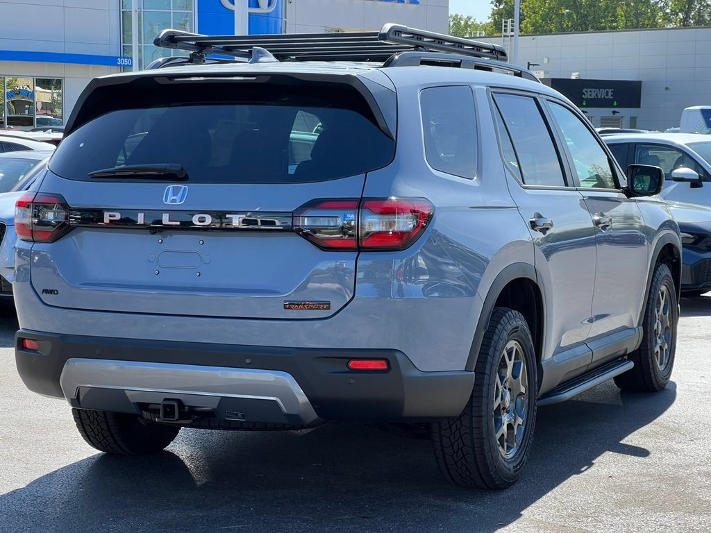 New 2026 Honda Pilot TrailSport image 11