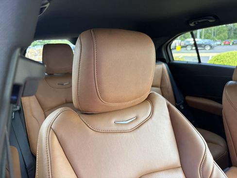 Used 2023 Cadillac XT4 Sport AWD/4WD image 35