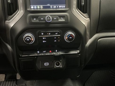 Used 2019 Chevrolet Silverado 1500 Custom Trail Boss w/ Custom Convenience Package AWD/4WD image 16