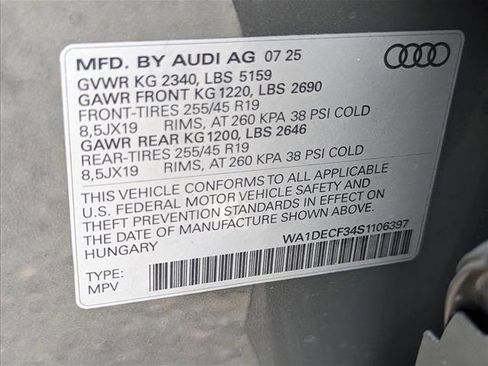 New 2025 Audi Q3 2.0T Premium image 18