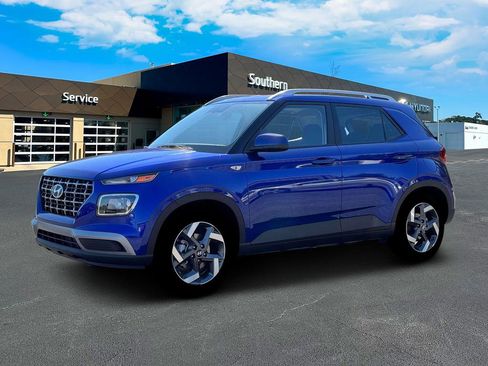 New 2026 Hyundai Venue SEL image 2