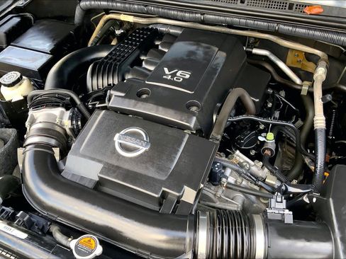 Used 2018 Nissan Frontier PRO-4X w/ Pro-4x Luxury Package image 33