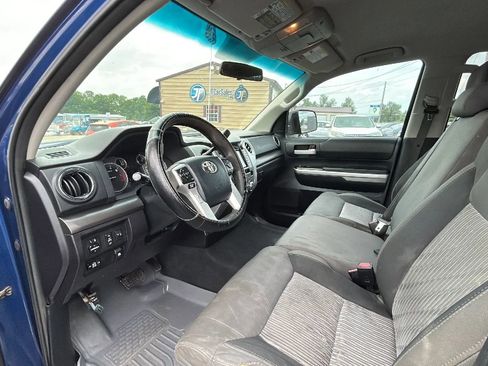 Used 2014 Toyota Tundra SR5 RWD image 2
