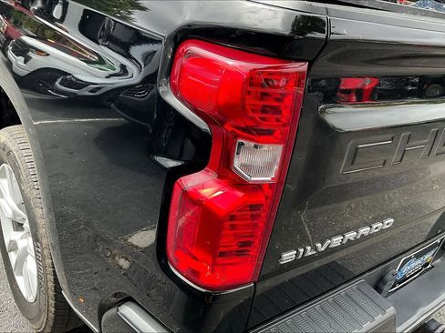 Used 2023 Chevrolet Silverado 1500 Custom RWD image 28