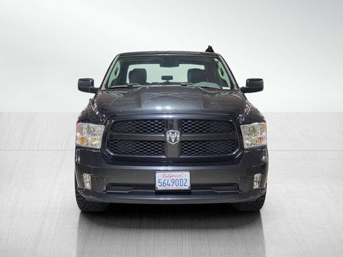 Used 2016 RAM 1500 Express RWD image 2
