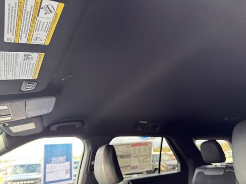 New 2026 Ford Explorer ST image 26