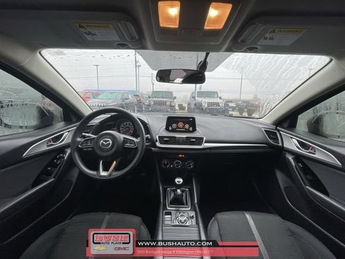 Used 2017 MAZDA MAZDA3 Sport w/ Preferred Equipment Package image 20