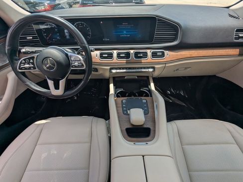 Certified 2022 Mercedes-Benz GLE 350 w/ Premium Package image 2