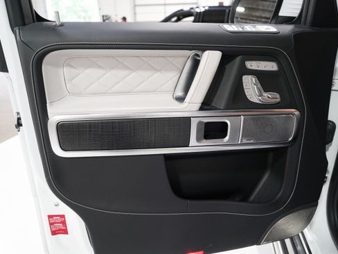 Used 2024 Mercedes-Benz G 550 image 20