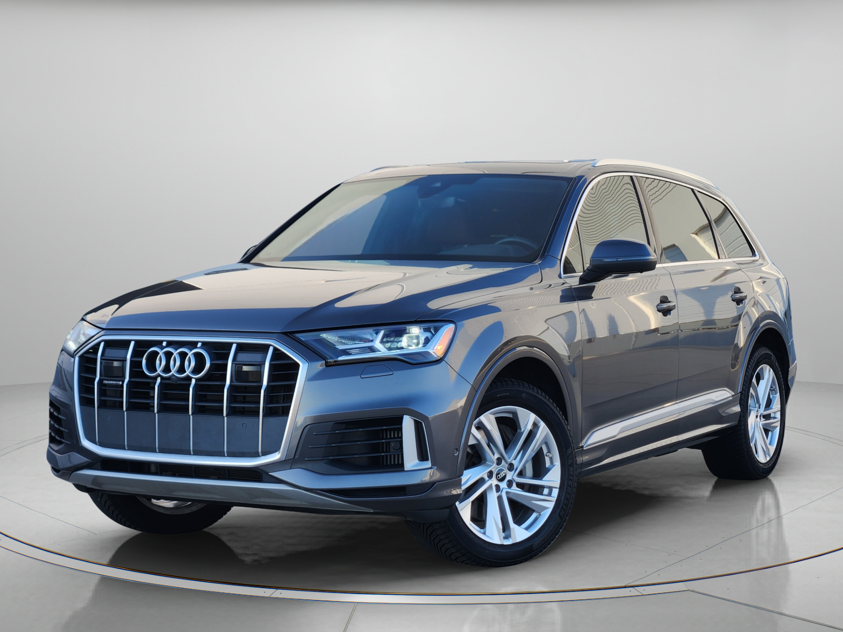 Used 2023 Audi Q7 3.0T Premium Plus w/ Premium Plus Package AWD/4WD image 1