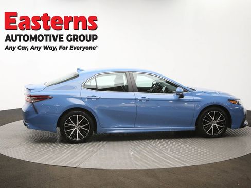 Used 2023 Toyota Camry SE image 43