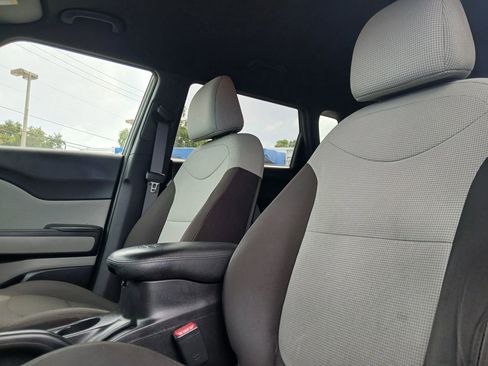 Used 2018 Kia Soul FWD image 15