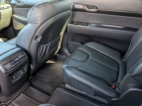 Used 2024 Hyundai Palisade Calligraphy FWD image 38
