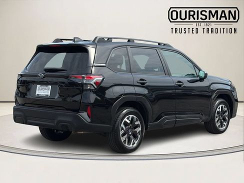 Used 2026 Subaru Forester Premium AWD/4WD image 5
