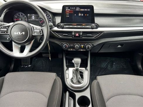Used 2023 Kia Forte LXS image 17