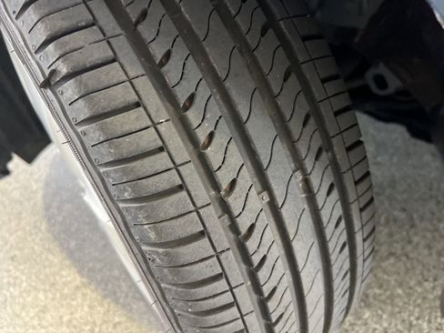 Used 2012 Toyota Yaris Sedan FWD image 8