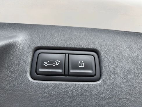 Used 2025 Hyundai Santa Fe SEL image 18