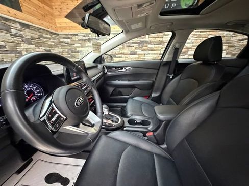 Used 2021 Kia Forte EX FWD image 12