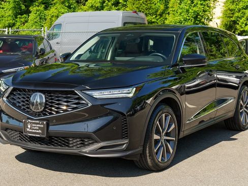 Used 2025 Acura MDX SH-AWD w/ Technology Package image 3