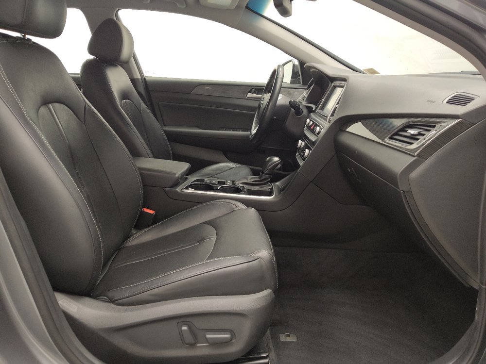 Used 2018 Hyundai Sonata Limited w/ Limited Ultimate Package 03 FWD image 21