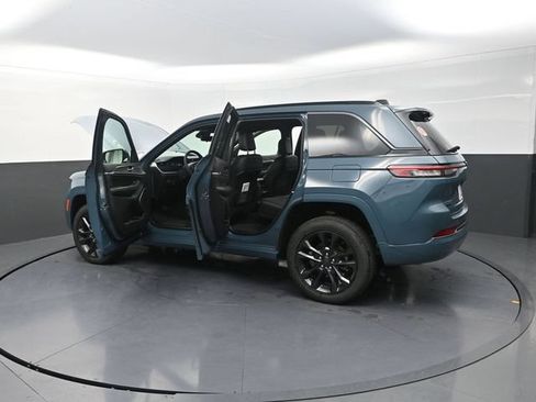 New 2026 Jeep Grand Cherokee Limited AWD/4WD image 33