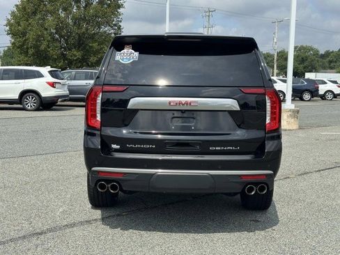 Used 2022 GMC Yukon XL Denali image 4