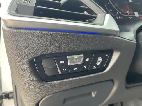 Used 2019 BMW 330i Sedan w/ Convenience Package image 14