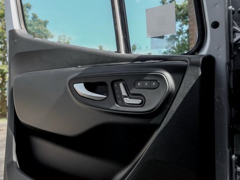 New 2025 Mercedes-Benz Sprinter 2500 image 14