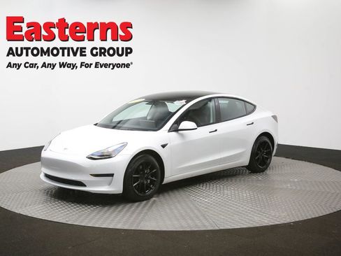 Used 2023 Tesla Model 3 Standard Range image 54