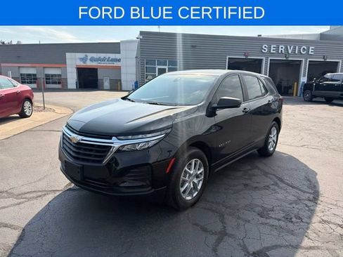 Used 2023 Chevrolet Equinox LS FWD image 12