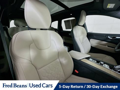 Used 2026 Volvo XC60 B5 Core w/ Climate Package AWD/4WD image 35